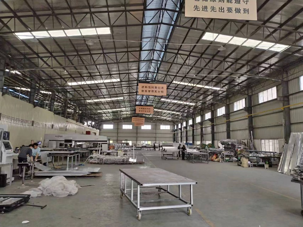 鋁單板加工設備